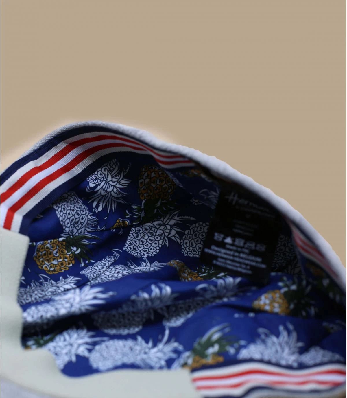 Boulder Grey 4 Boulder Grey – Image 2