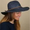 Calas Navy -Arrêt. Aller. Chapeau. calas navy