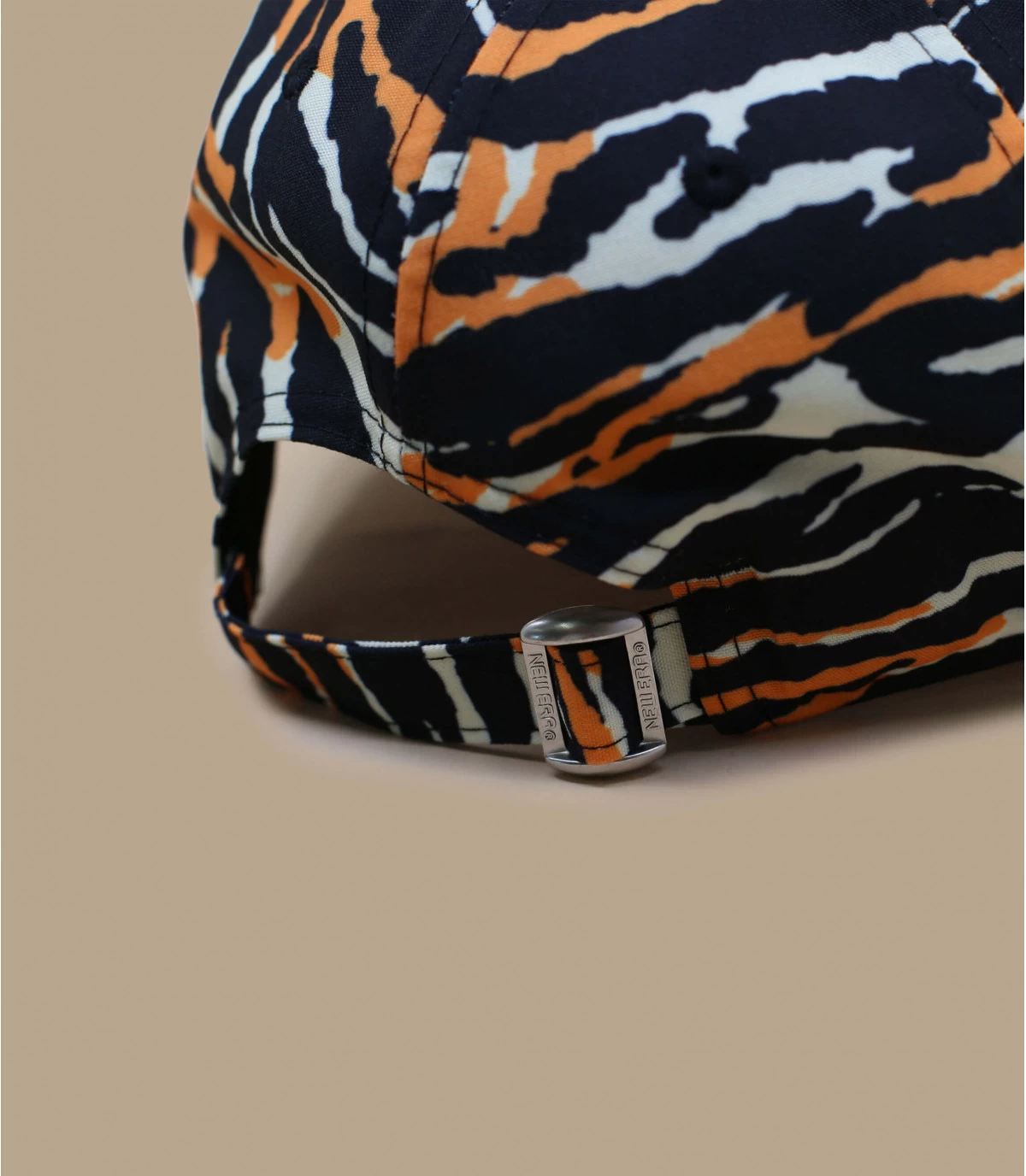 NEW ERA Casquette AOP Camo Print 940 NY Stone 6 NEW ERA Casquette AOP Camo Print 940 NY Stone – Image 4