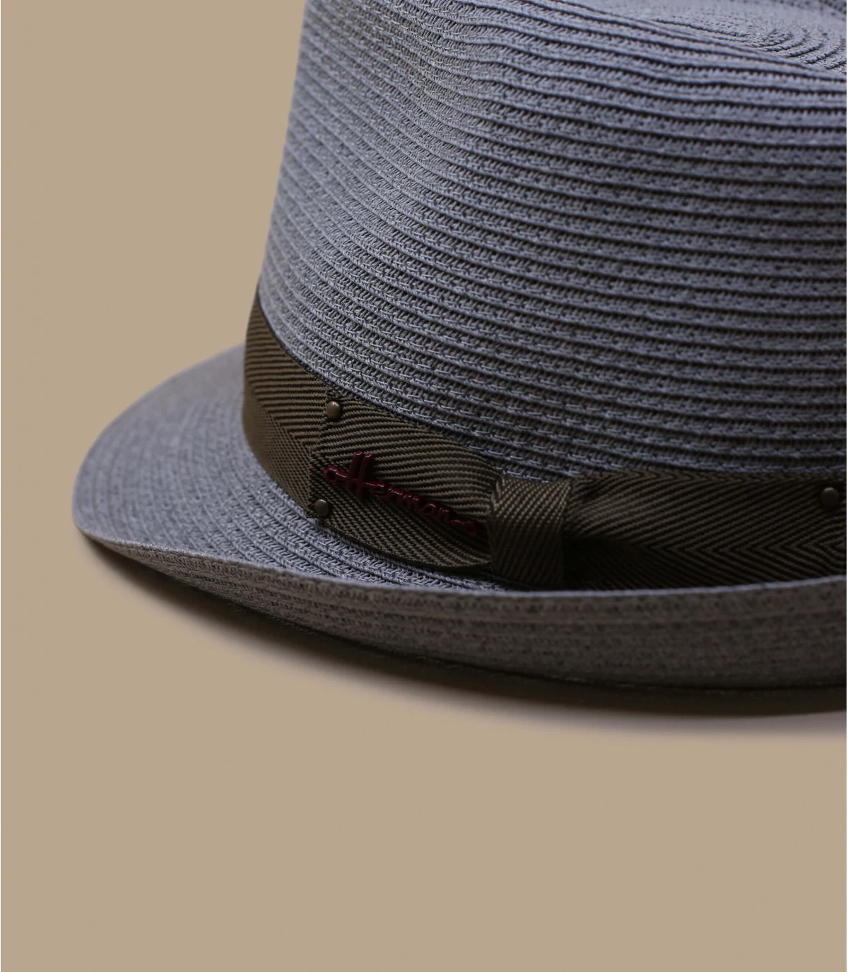 Ritz Grey 5 Ritz Grey – Image 3