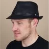 Don Kairan Black -Arrêt. Aller. Chapeau. don kairan blacktrilby20noir20Herman20Don20Kairan20black