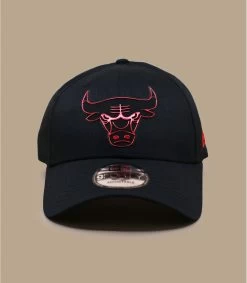 NEW ERA Foil Logo 940 Bulls Black 9 NEW ERA Foil Logo 940 Bulls Black -Arrêt. Aller. Chapeau. foil logo 940 bulls black 1