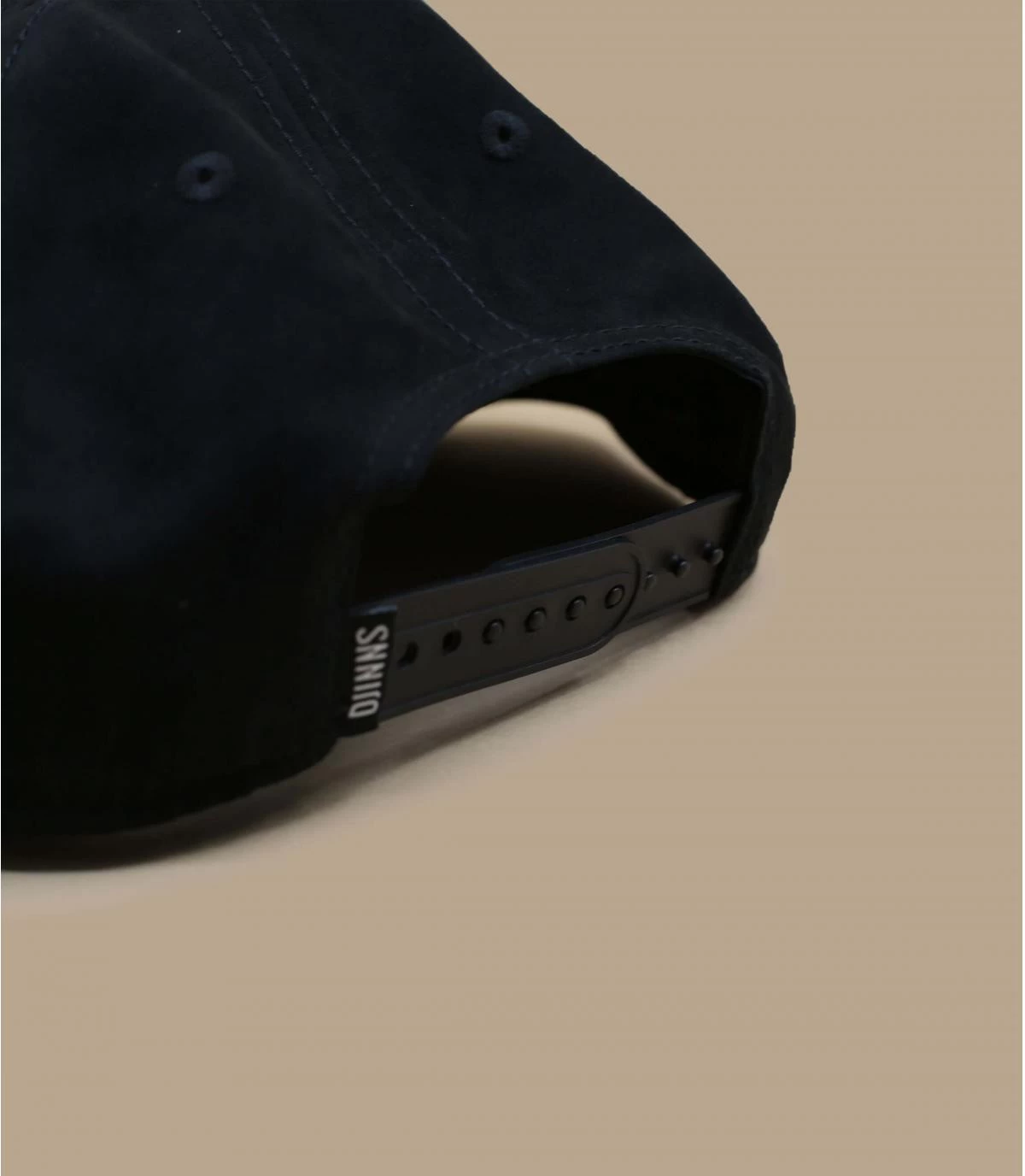 Needle Check Rev. 2020 Black 5 Needle Check Rev. 2020 Black – Image 3