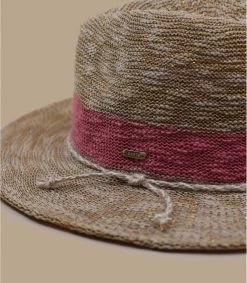 Barts Ponui Lipstick -Arrêt. Aller. Chapeau. ponui lipstick 2