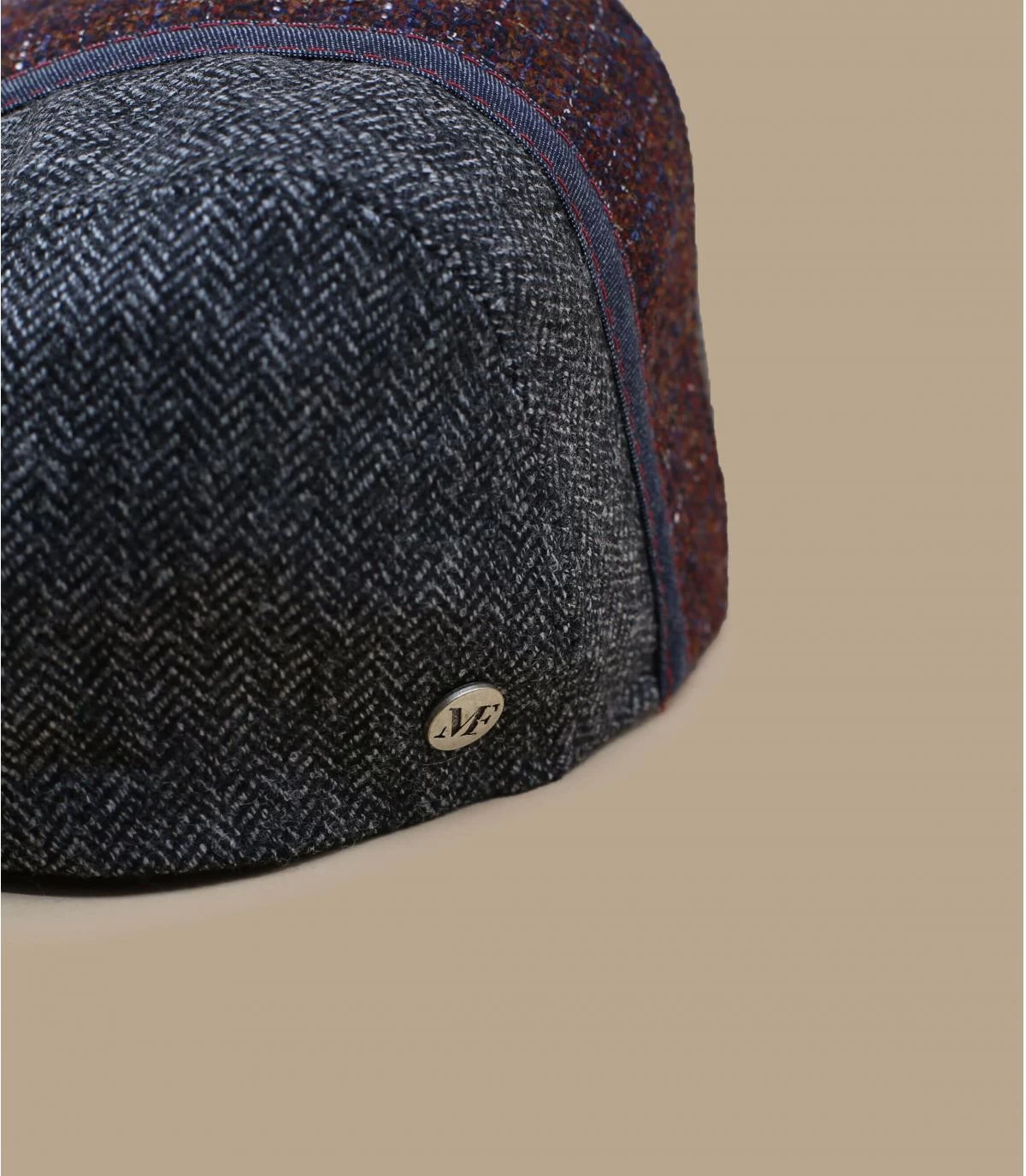 Sandro Gris 4 Sandro Gris – Image 2