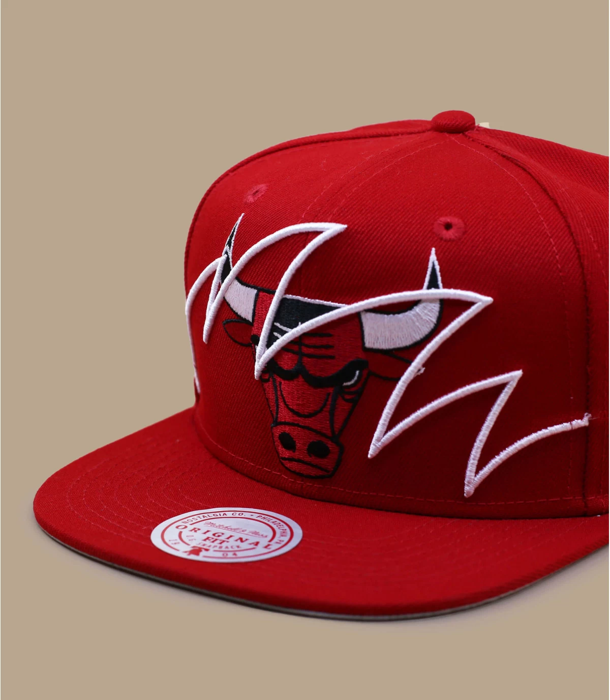 Mitchell & Ness Shark Bite Bulls 5 Mitchell & Ness Shark Bite Bulls – Image 3
