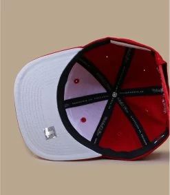 Mitchell & Ness Shark Bite Bulls 13 Mitchell & Ness Shark Bite Bulls -Arrêt. Aller. Chapeau. shark bite bulls 5