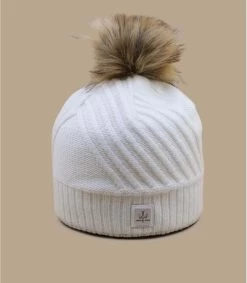 Stia White -Arrêt. Aller. Chapeau. stia white 1