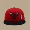 NEW ERA Team Arch 950 Chicago Bulls 1 NEW ERA Team Arch 950 Chicago Bulls -Arrêt. Aller. Chapeau. team arch 950 chicago bulls