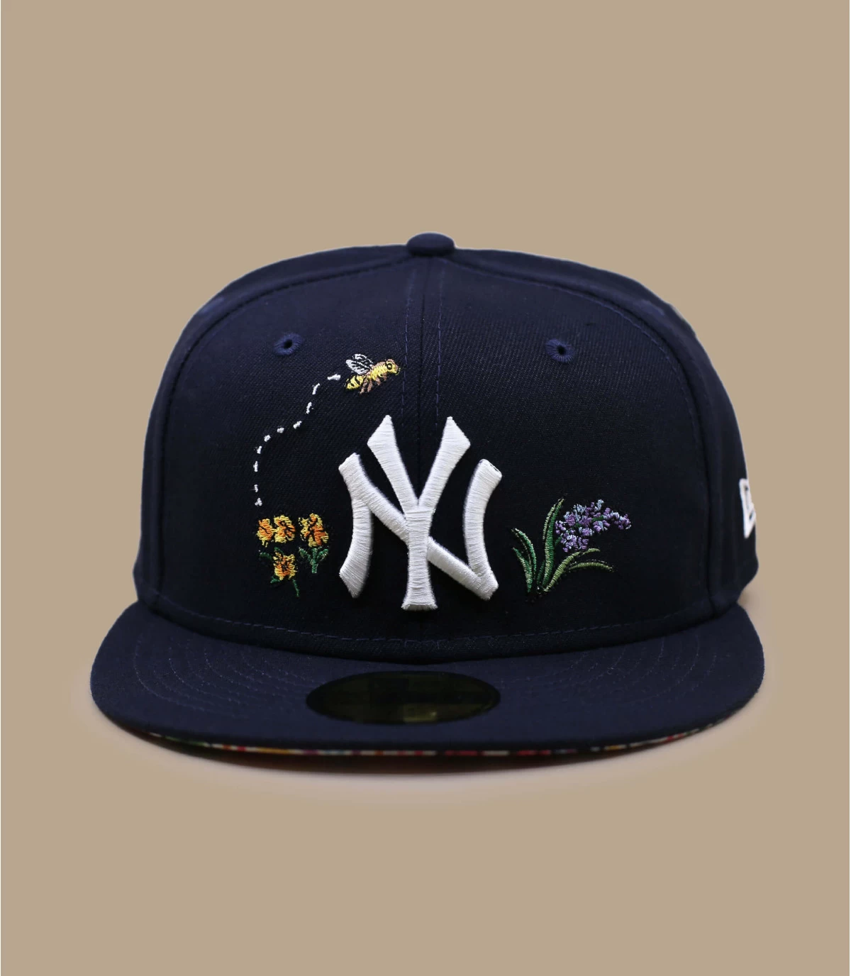 NEW ERA Watercolor Floral 5950 NY Yankees 4 NEW ERA Watercolor Floral 5950 NY Yankees – Image 2