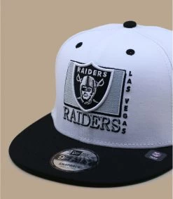 NEW ERA White Crown 950 Raiders 10 NEW ERA White Crown 950 Raiders -Arrêt. Aller. Chapeau. white crown 950 raiders 2